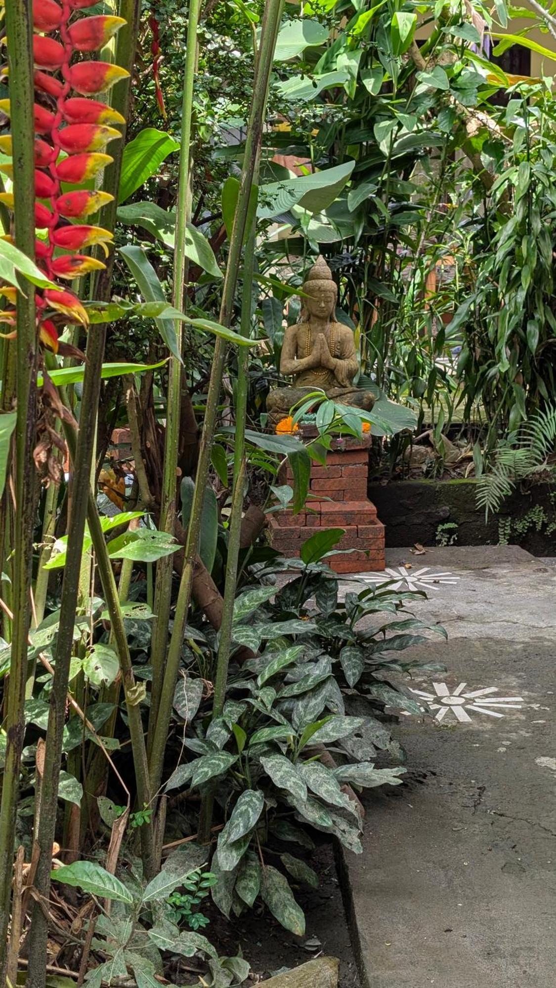 Krisda Ubud Guest House מראה חיצוני תמונה