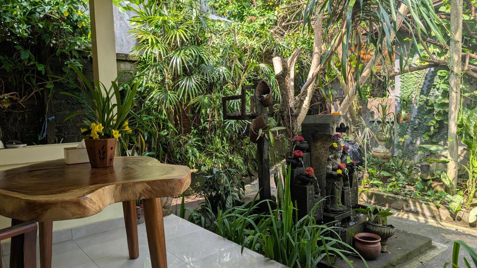 Krisda Ubud Guest House מראה חיצוני תמונה