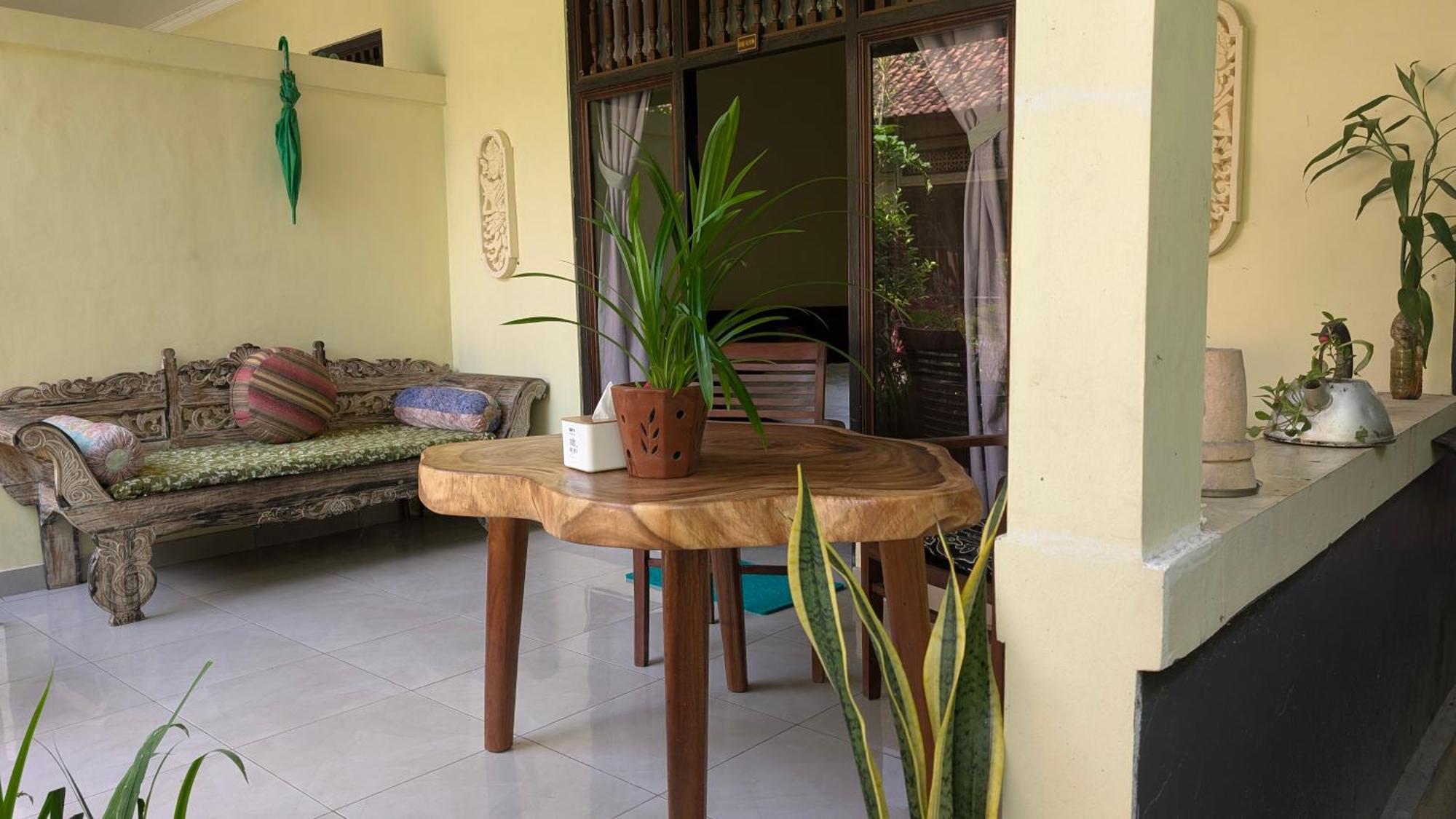 Krisda Ubud Guest House מראה חיצוני תמונה